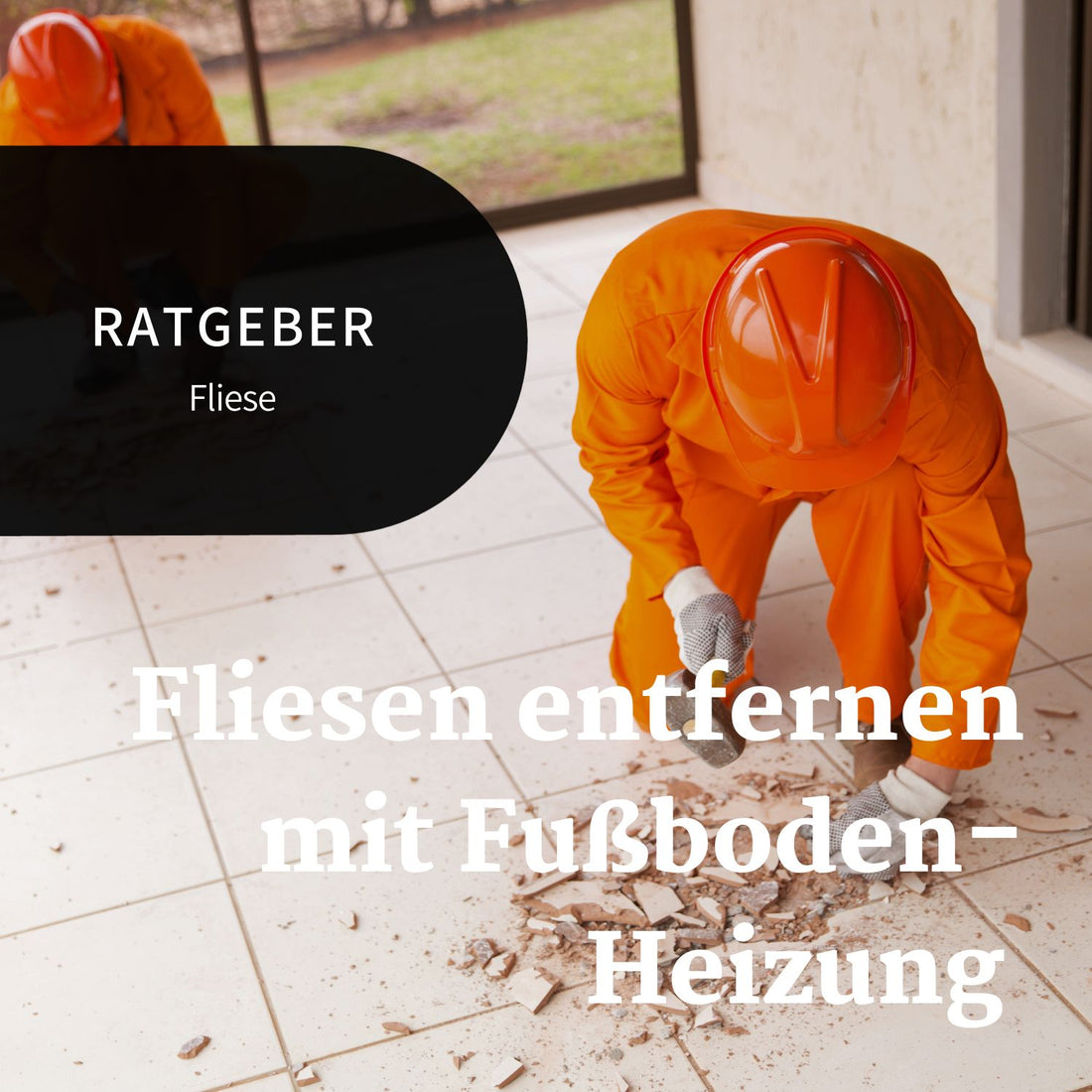 Bild von Handwerkern die Fliesen im Wohnzimmer entfernen mit Fußbodenheizung